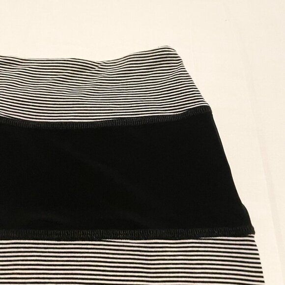 Joseph Ribkoff Striped Skirt Womens Size 10 - Picture 5 of 15
